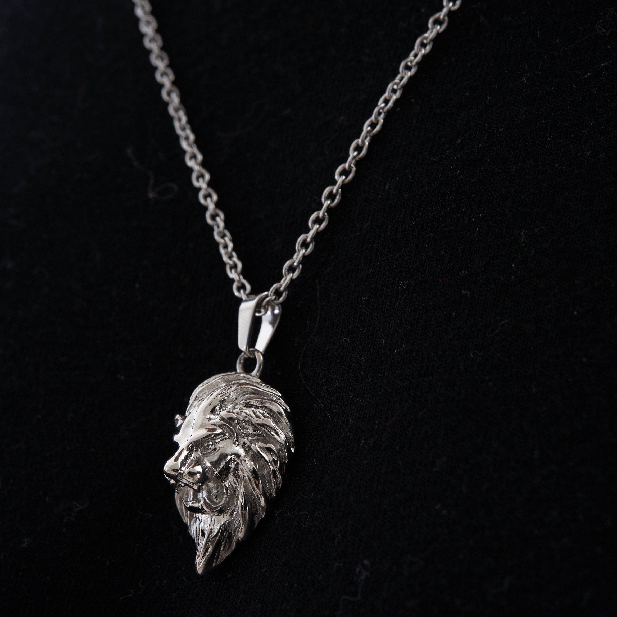 Lion (Silver)