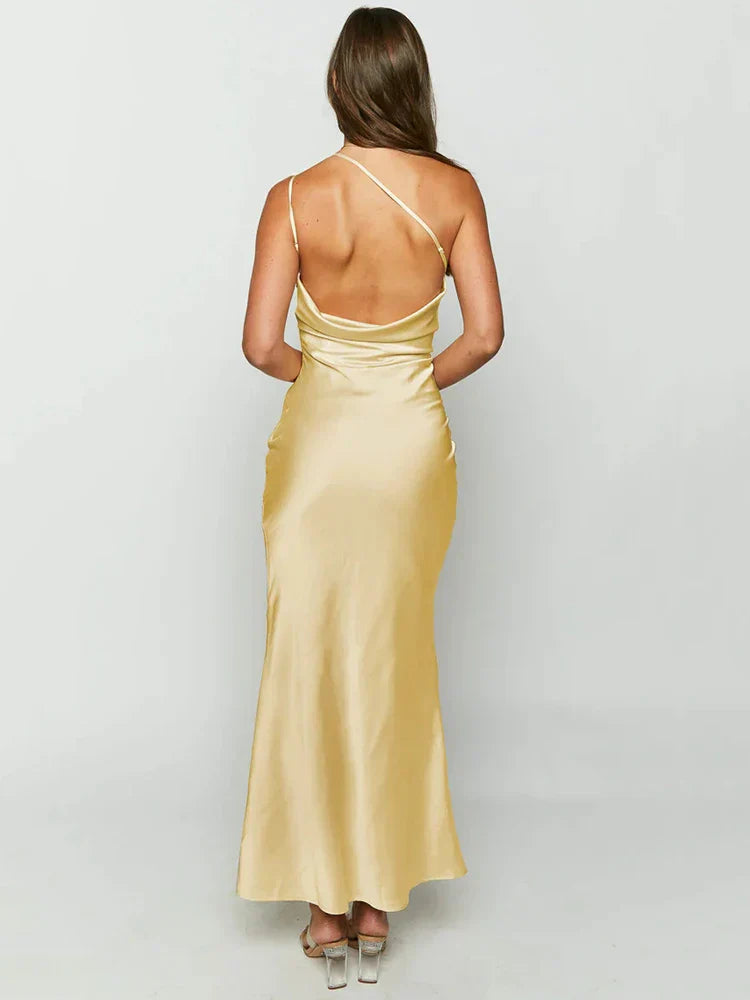 Lisa - Backless Maxi Dress