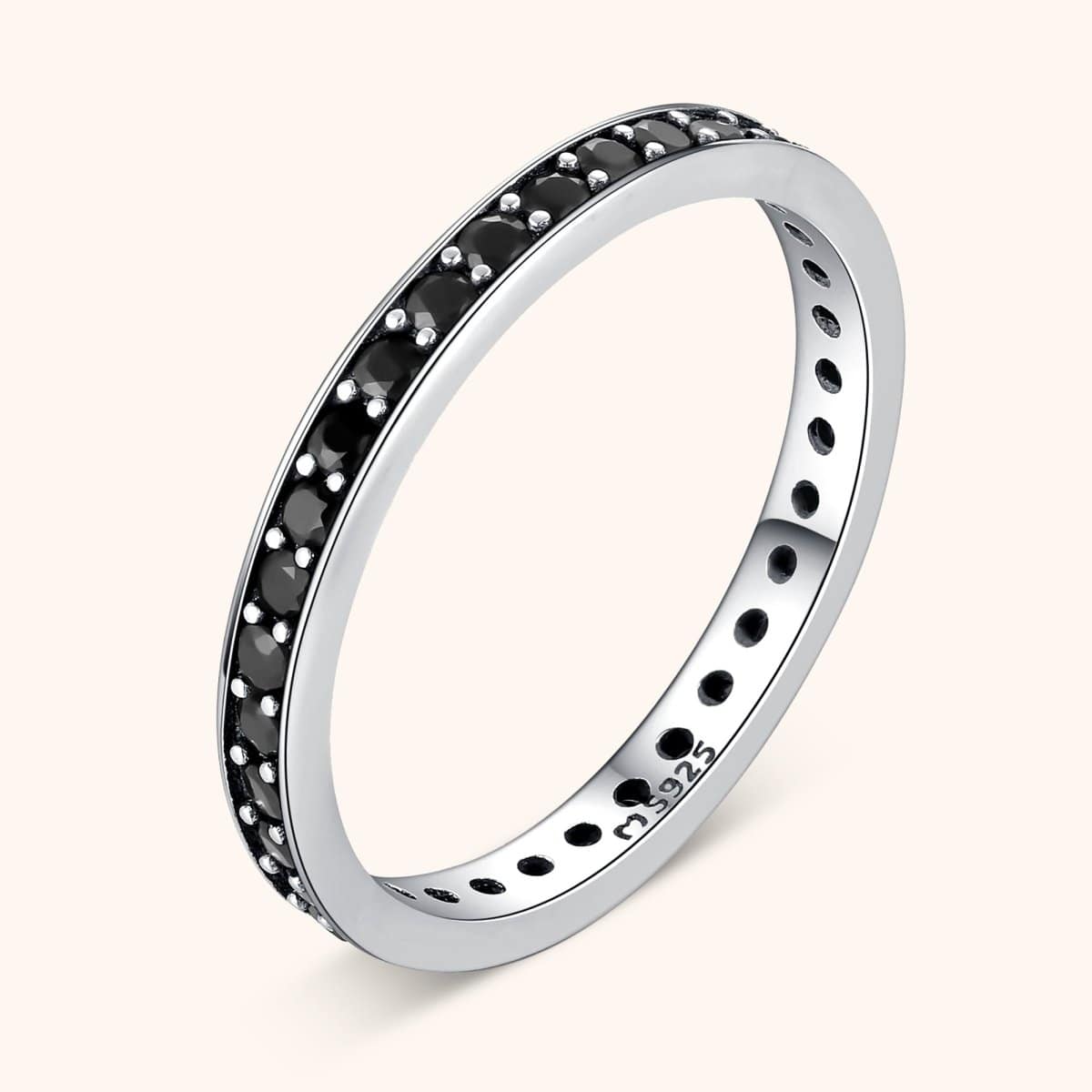 Schwarzer Zirkonia-Ring